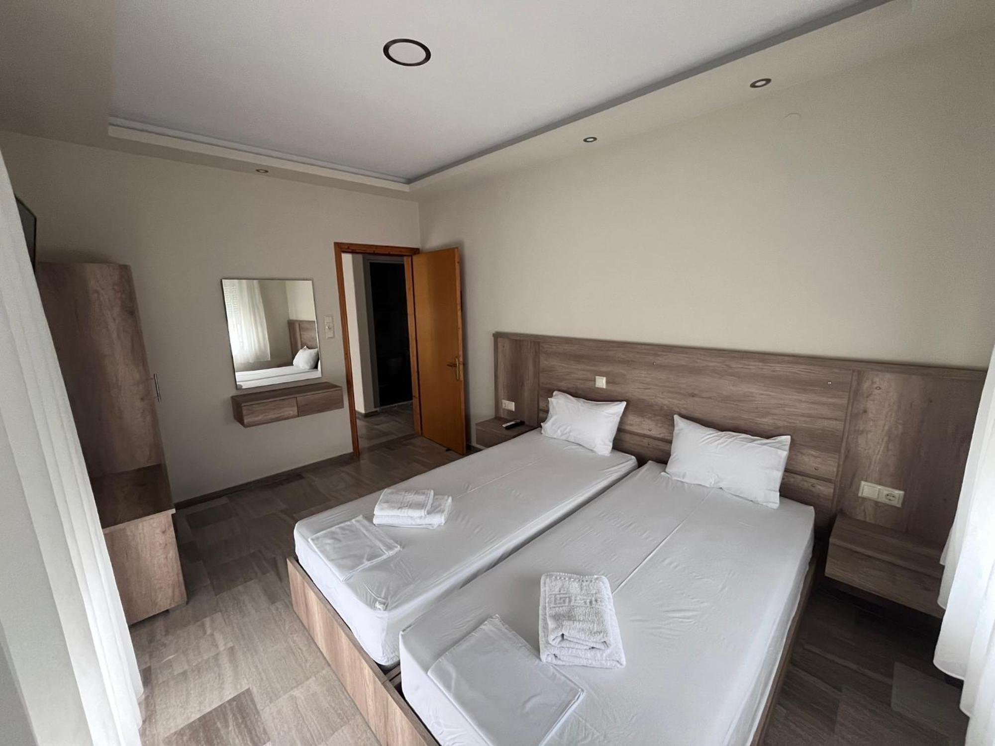 Hotel Filoxenia Néoi Póroi Eksteriør billede